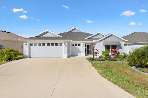 Photo of 7004 Minchew Circle, The Villages, FL 34762 (MLS # G5106156)