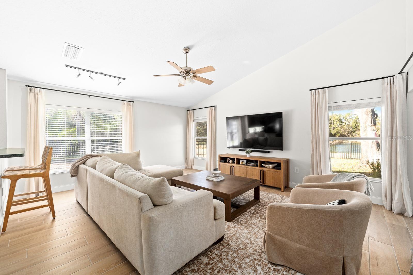 FISHHAWK RANCH PH 01 UNIT 01B1 - Residential