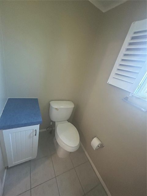 Tiny photo for 1708 Lilly Lane, Lady Lake, FL 32159 (MLS # G5114150)