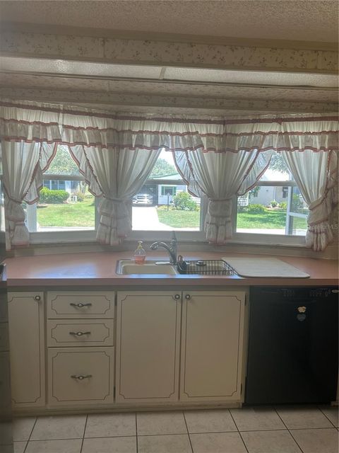 Tiny photo for 1708 Lilly Lane, Lady Lake, FL 32159 (MLS # G5114150)