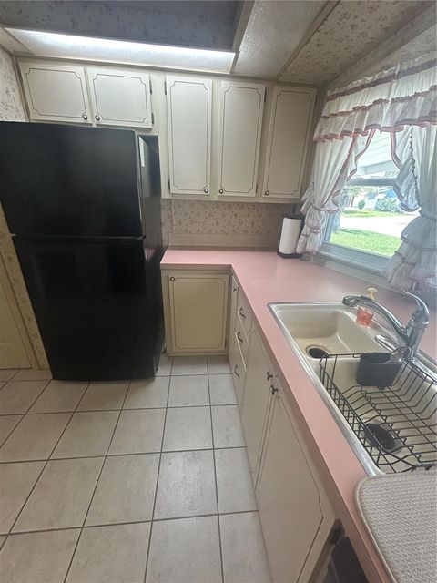 Tiny photo for 1708 Lilly Lane, Lady Lake, FL 32159 (MLS # G5114150)