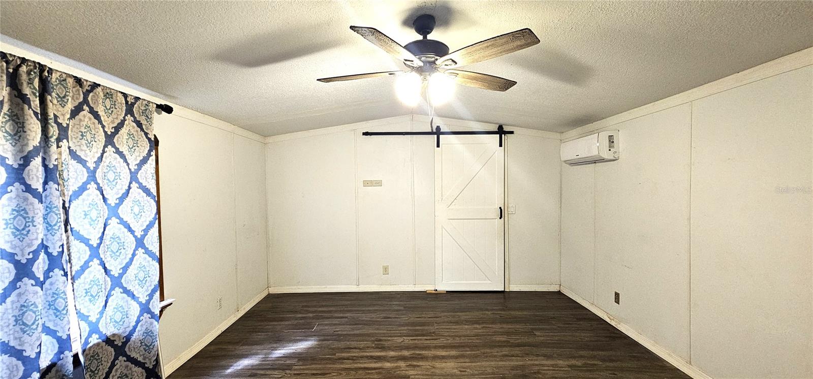 OCALA PARK ESTATE - Residential