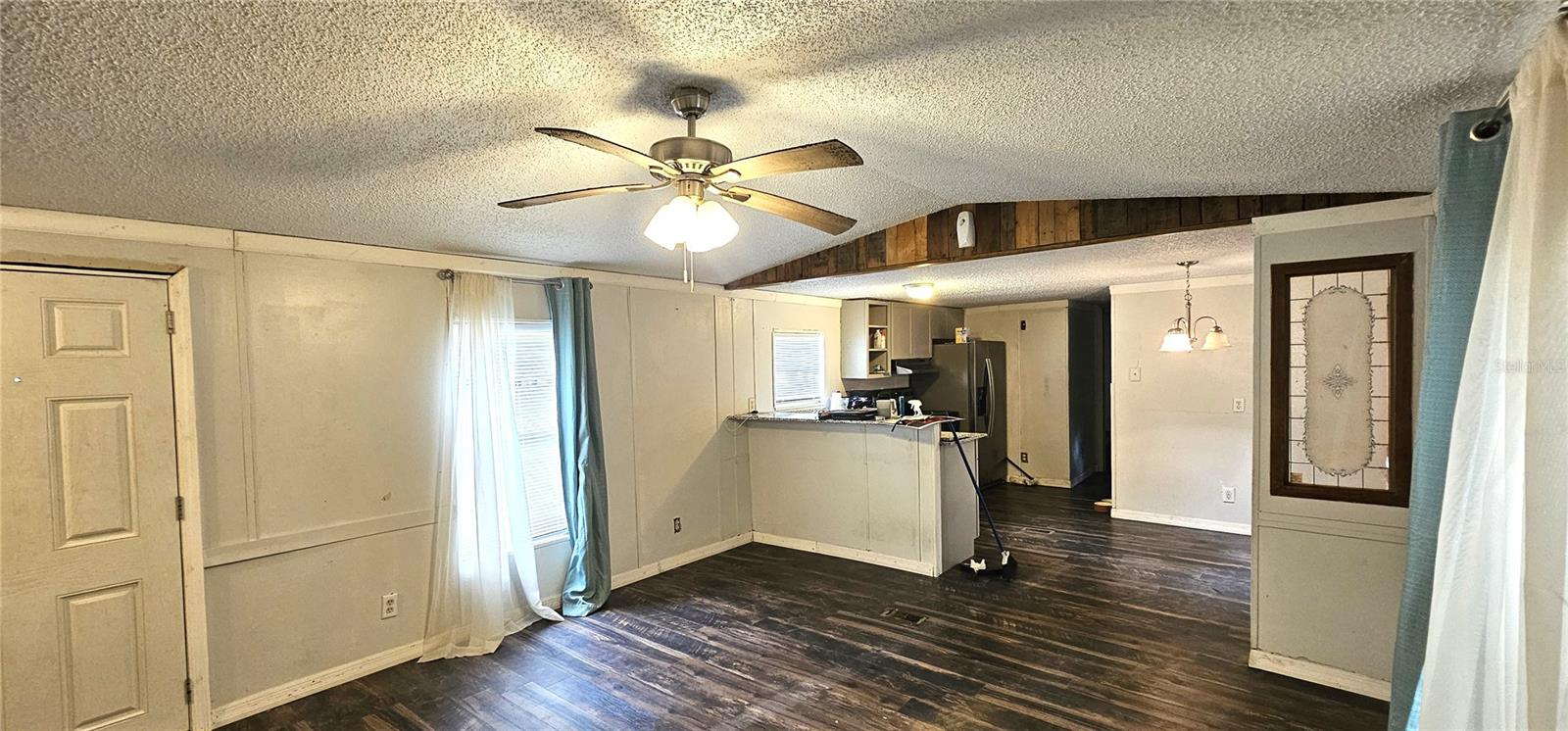 OCALA PARK ESTATE - Residential