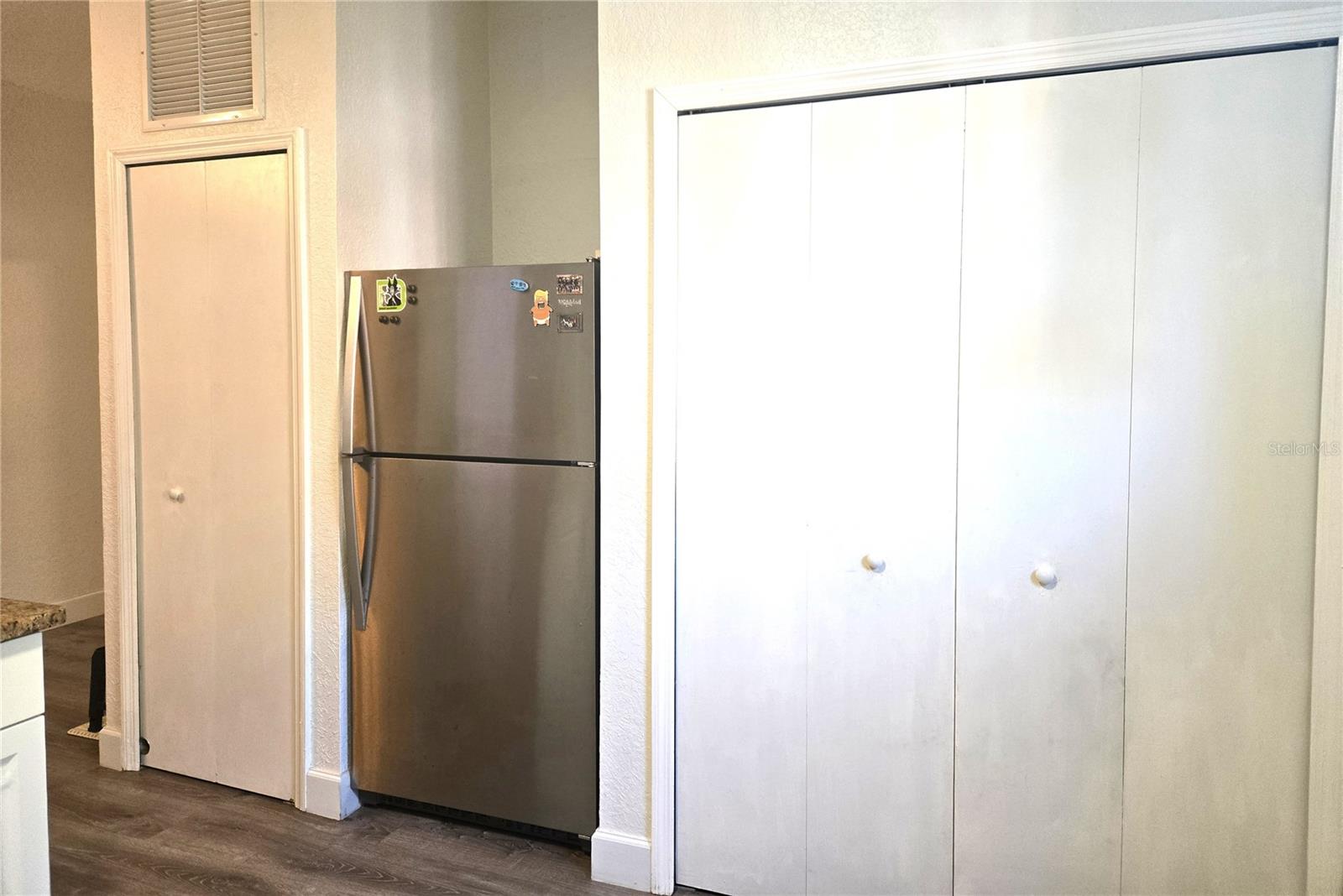 NOTTING HILL A CONDO - Residential