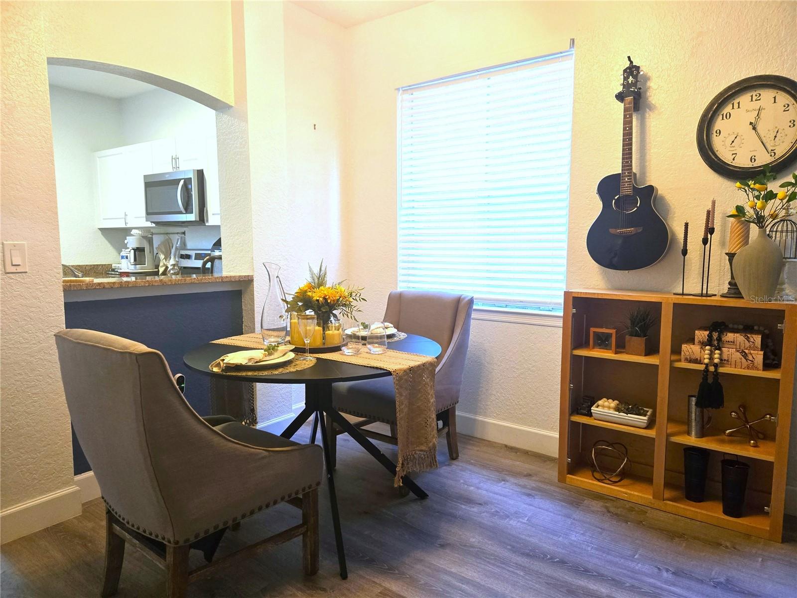 NOTTING HILL A CONDO - Residential