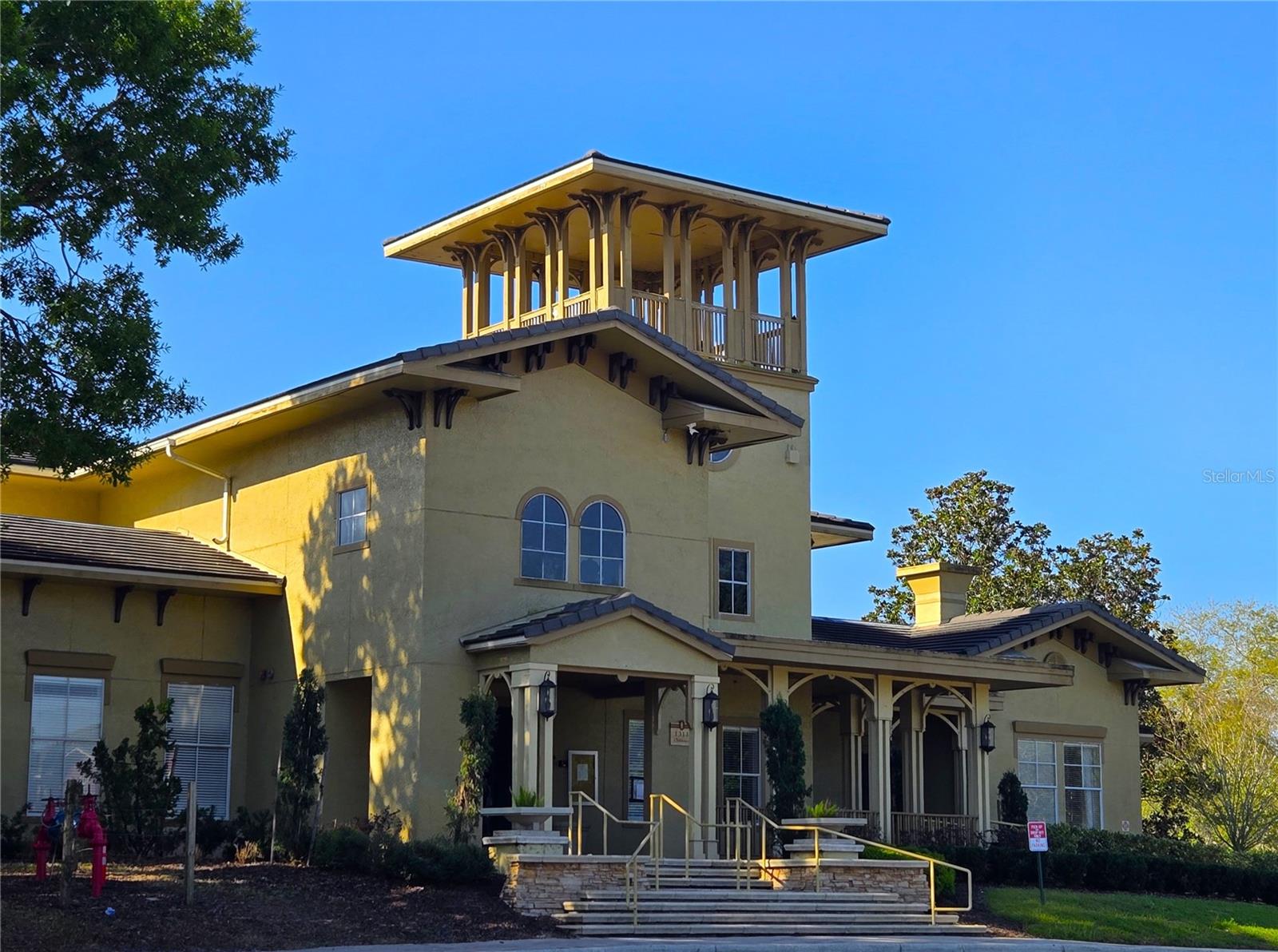 NOTTING HILL A CONDO - Residential