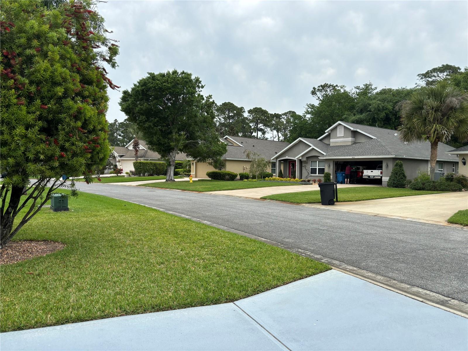 908 WOODSTREAM LANE