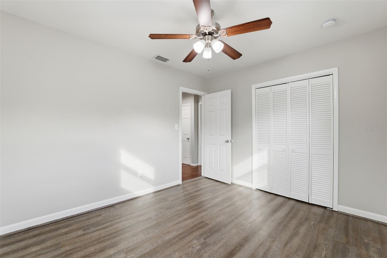 DUNEDIN ISLES COUNTRY CLUB - Residential