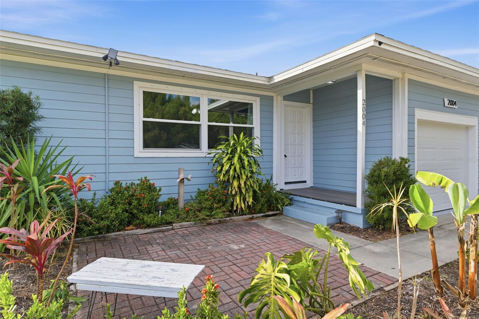 DUNEDIN ISLES COUNTRY CLUB - Residential