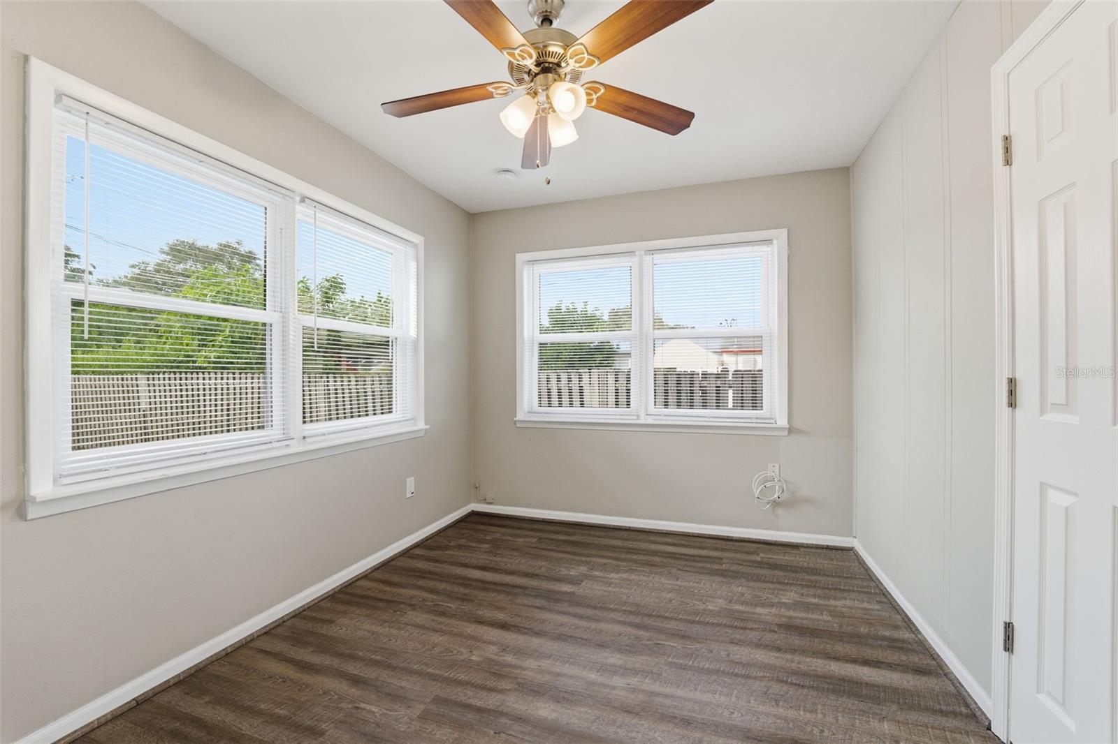 DUNEDIN ISLES COUNTRY CLUB - Residential