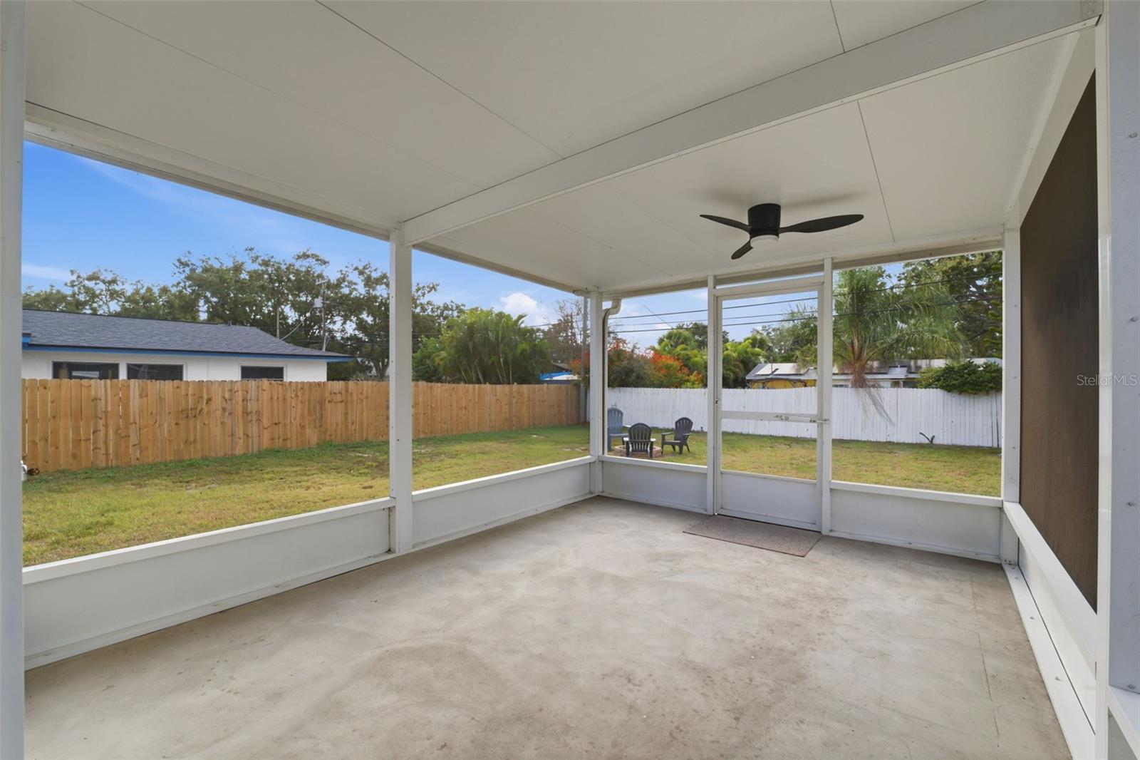 DUNEDIN ISLES COUNTRY CLUB - Residential