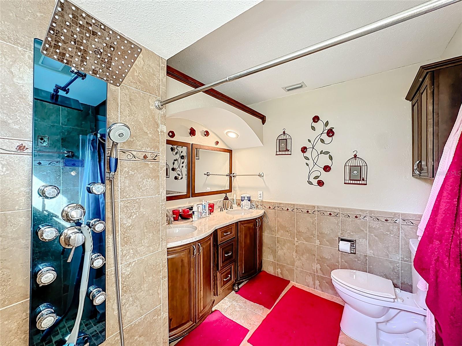 LAKE LUCY ESTATES - Residential