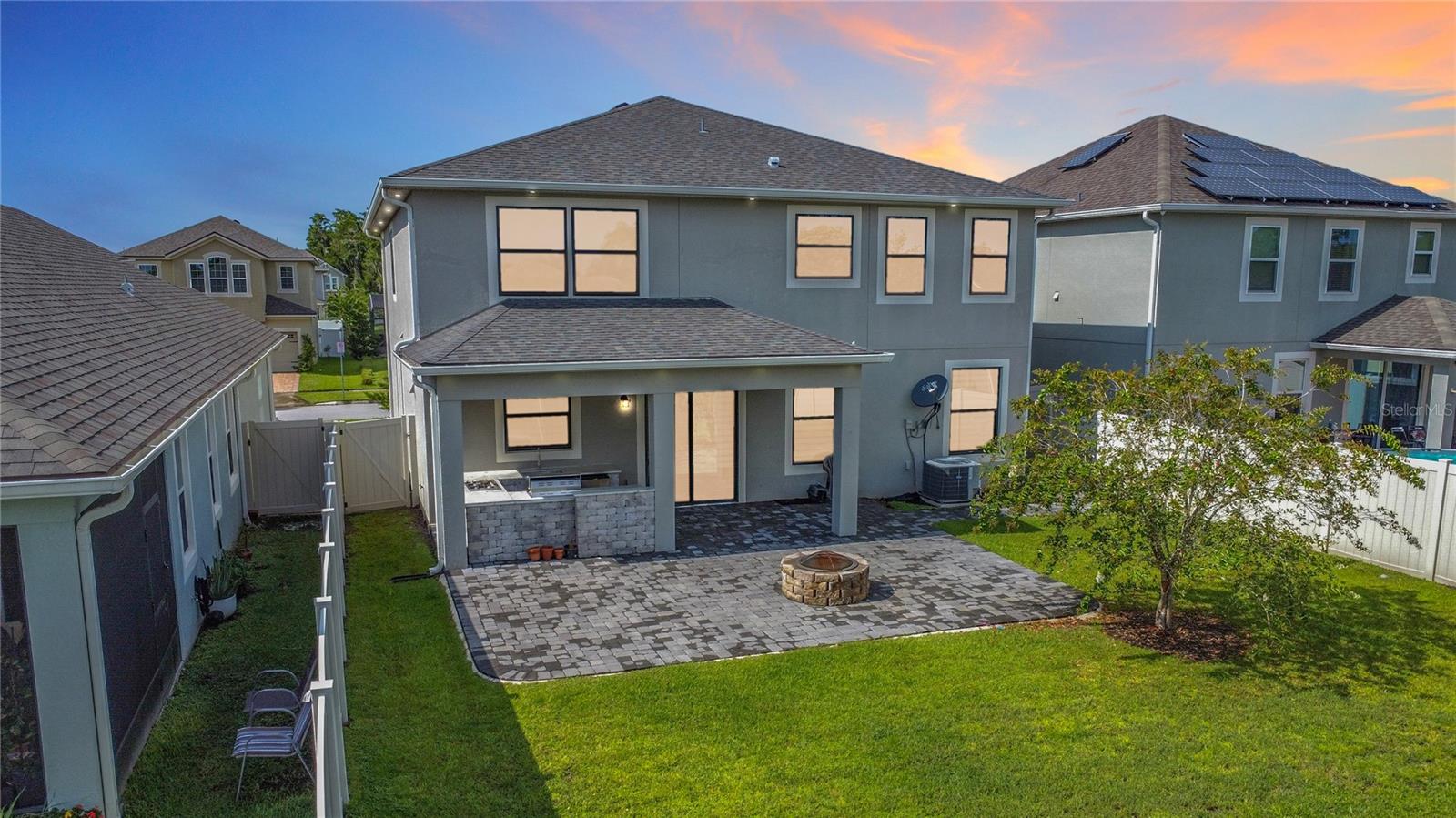 *“Welcome to this stunning 4-bedroom, 2.5-bath, 2-story home located in the highly sought-after guard-gated community of Tapestry in Kissimmee! This beautiful home features a spacious open floor plan, perfect for modern living and entertaining. The gourmet kitchen boasts stainless steel appliances, granite countertops, and plenty of cabinet space. Upstairs, you’ll find generously sized bedrooms, including a luxurious primary suite with a walk-in closet and a spa-like bathroom.
Enjoy resort-style amenities including a sparkling community pool, water splash area, clubhouse, fitness center, dog park, and scenic walking trails. With 24-hour security, this community offers peace of mind and convenience. Ideally located close to major highways, shopping, dining, and world-famous attractions, this home is the perfect blend of comfort, luxury, and location. Don’t miss this opportunity—schedule your private tour today!”**