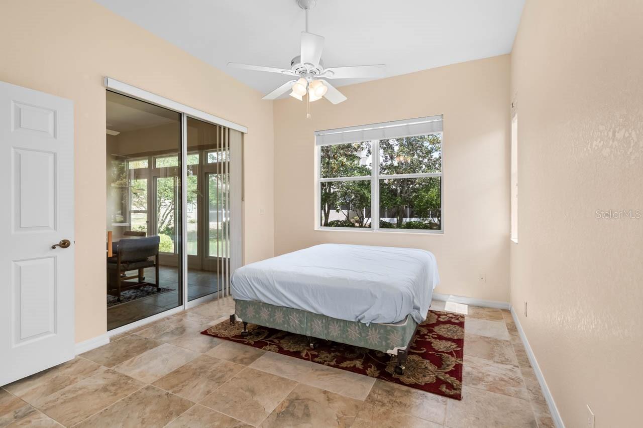 KENSINGTON CONDO - Residential