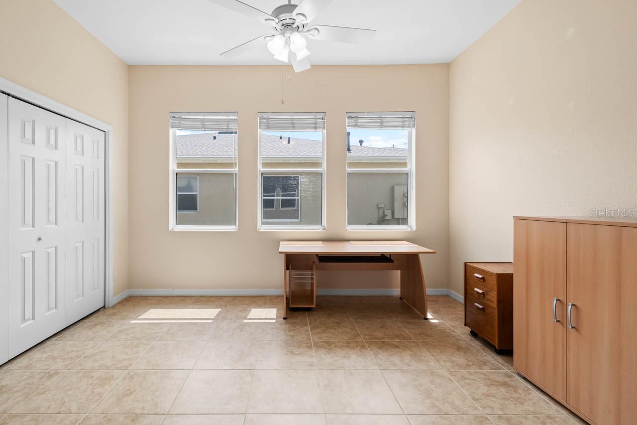 KENSINGTON CONDO - Residential