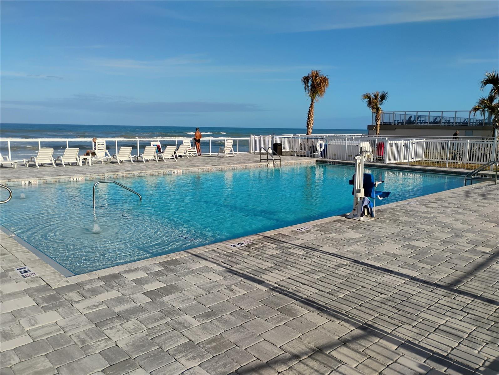 CASTAWAY BEACH RESORT CONDO - Residential