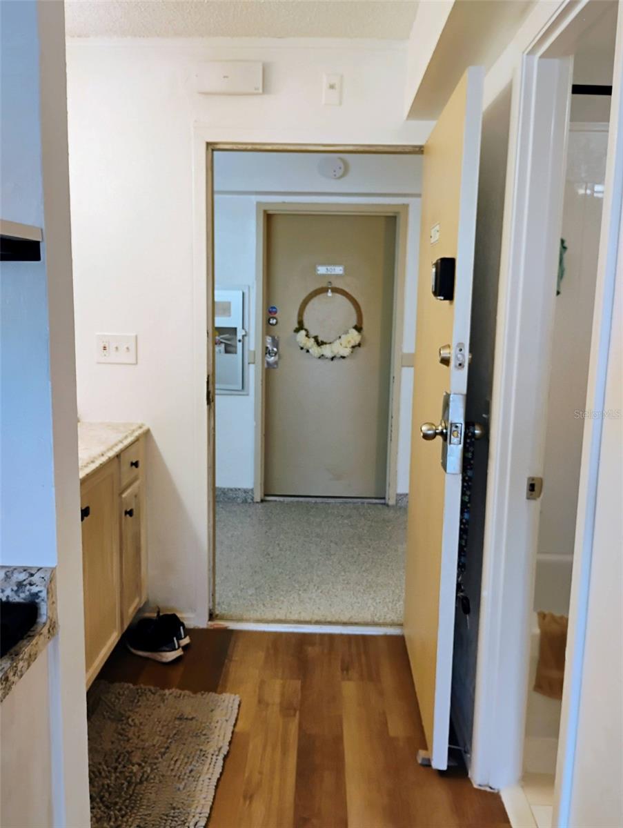 CASTAWAY BEACH RESORT CONDO - Residential