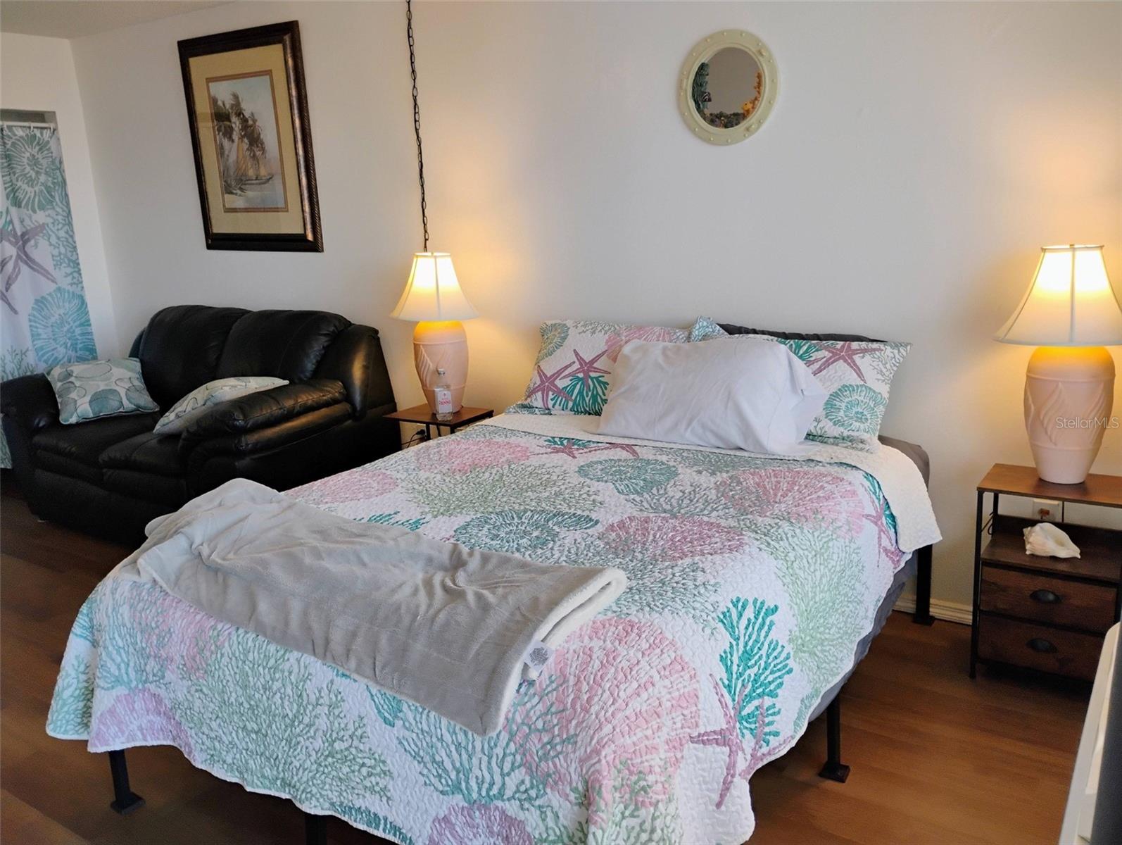 CASTAWAY BEACH RESORT CONDO - Residential