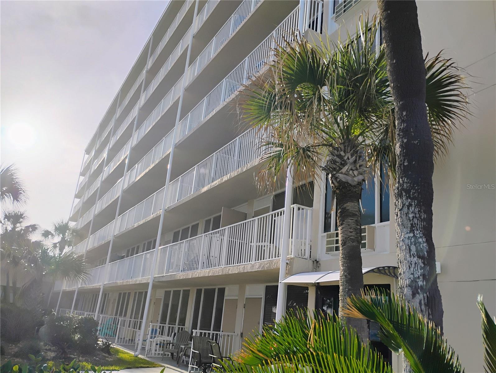 CASTAWAY BEACH RESORT CONDO - Residential