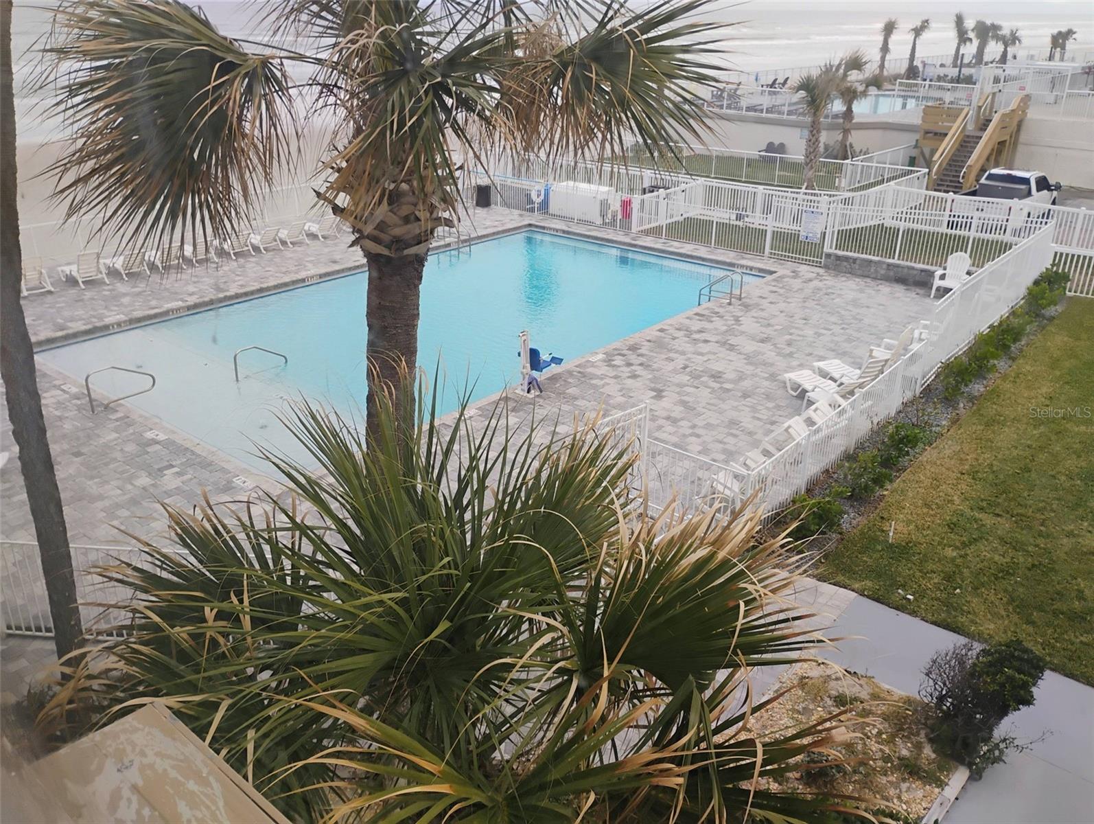 CASTAWAY BEACH RESORT CONDO - Residential