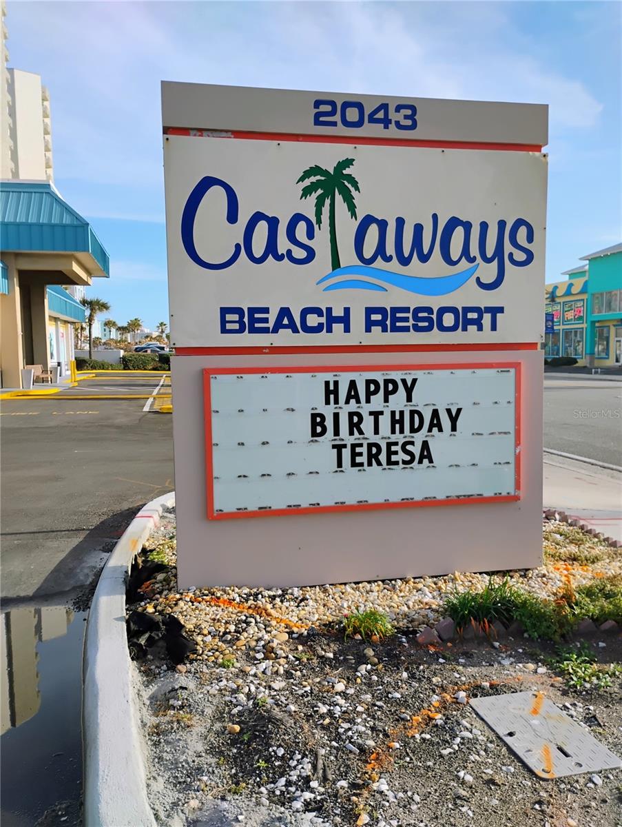 CASTAWAY BEACH RESORT CONDO - Residential