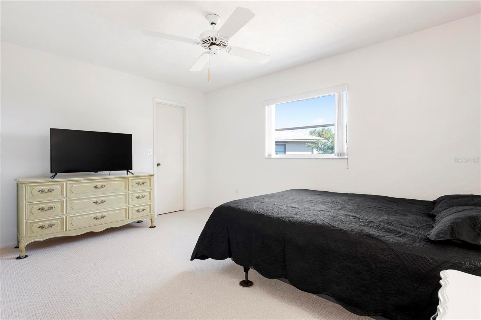 JACARANDA COUNTRY CLUB WEST VILLAGE - Residential