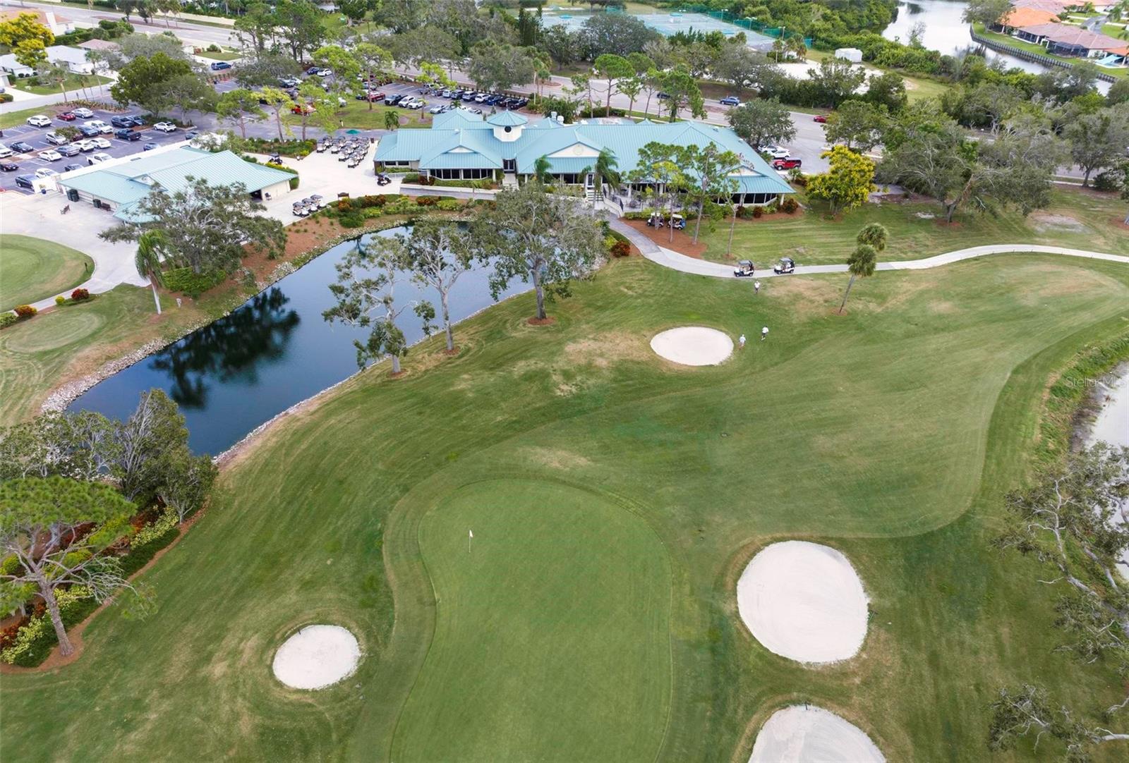 JACARANDA COUNTRY CLUB WEST VILLAGE - Residential