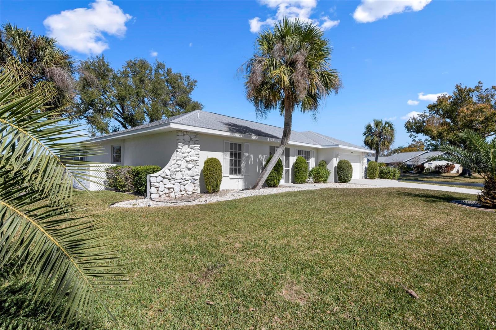 JACARANDA COUNTRY CLUB WEST VILLAGE - Residential