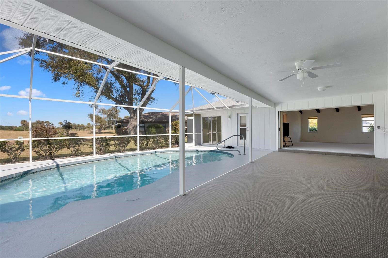 JACARANDA COUNTRY CLUB WEST VILLAGE - Residential