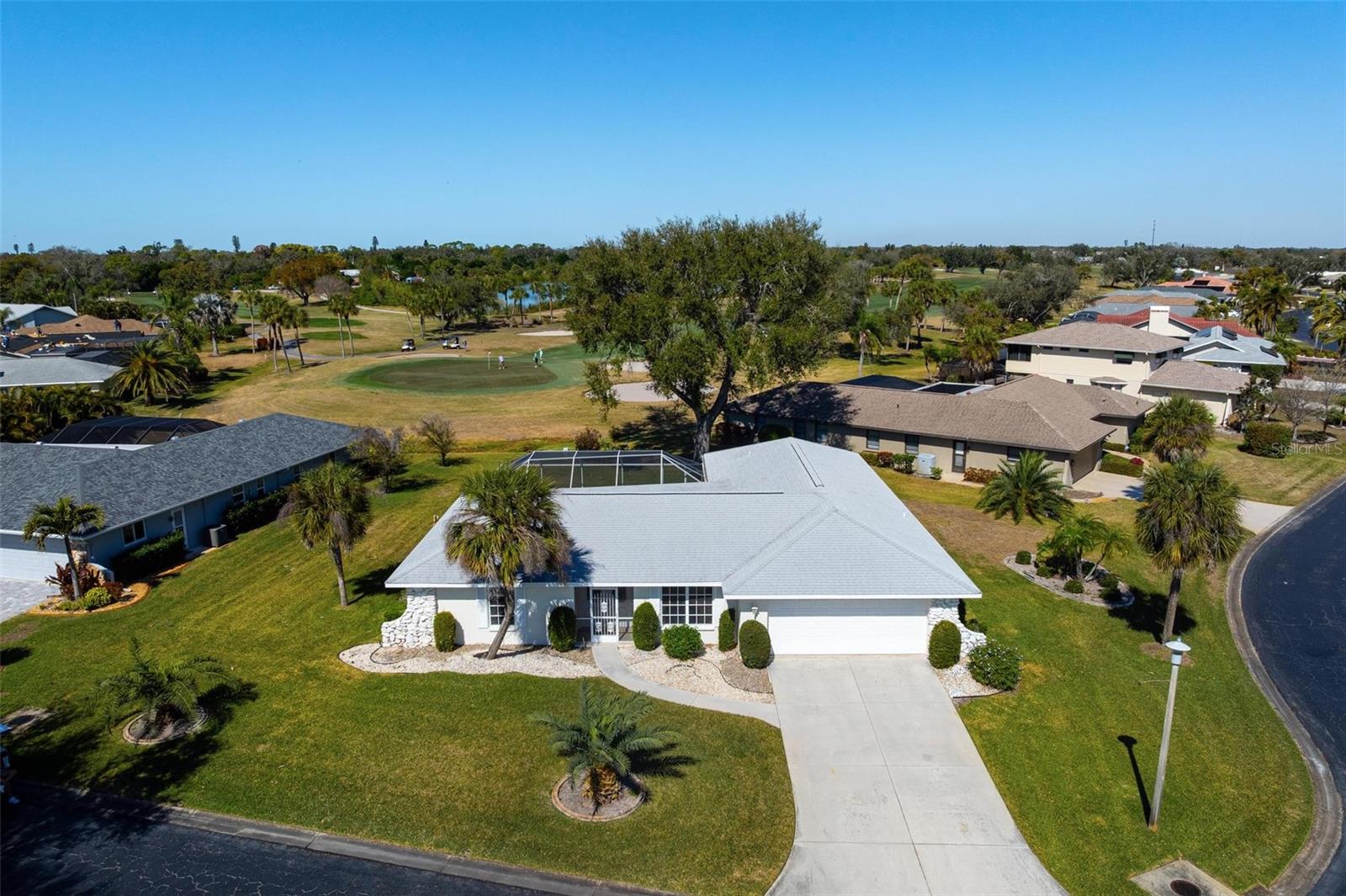 JACARANDA COUNTRY CLUB WEST VILLAGE - Residential