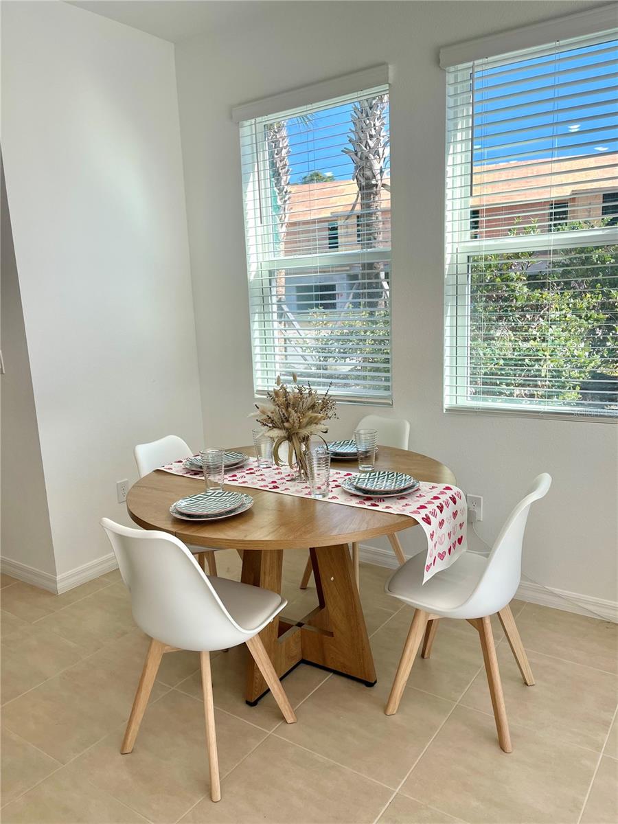 VINTERRA TWNHMS - Residential