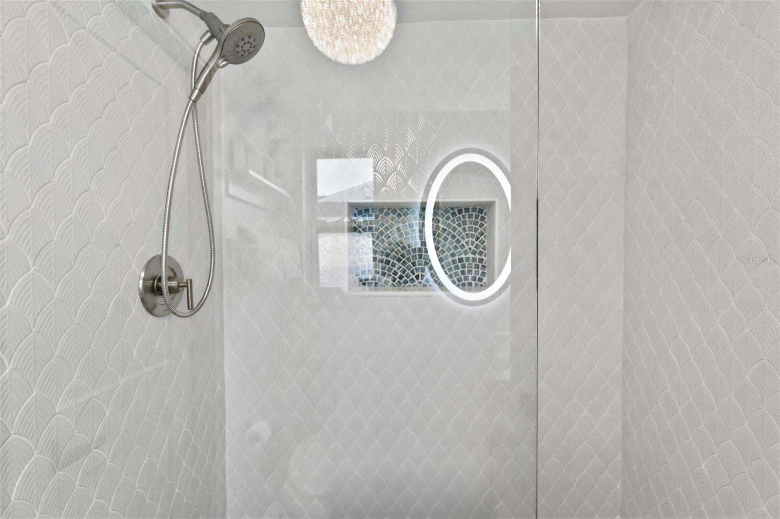 LEISURE BEACH - Residential