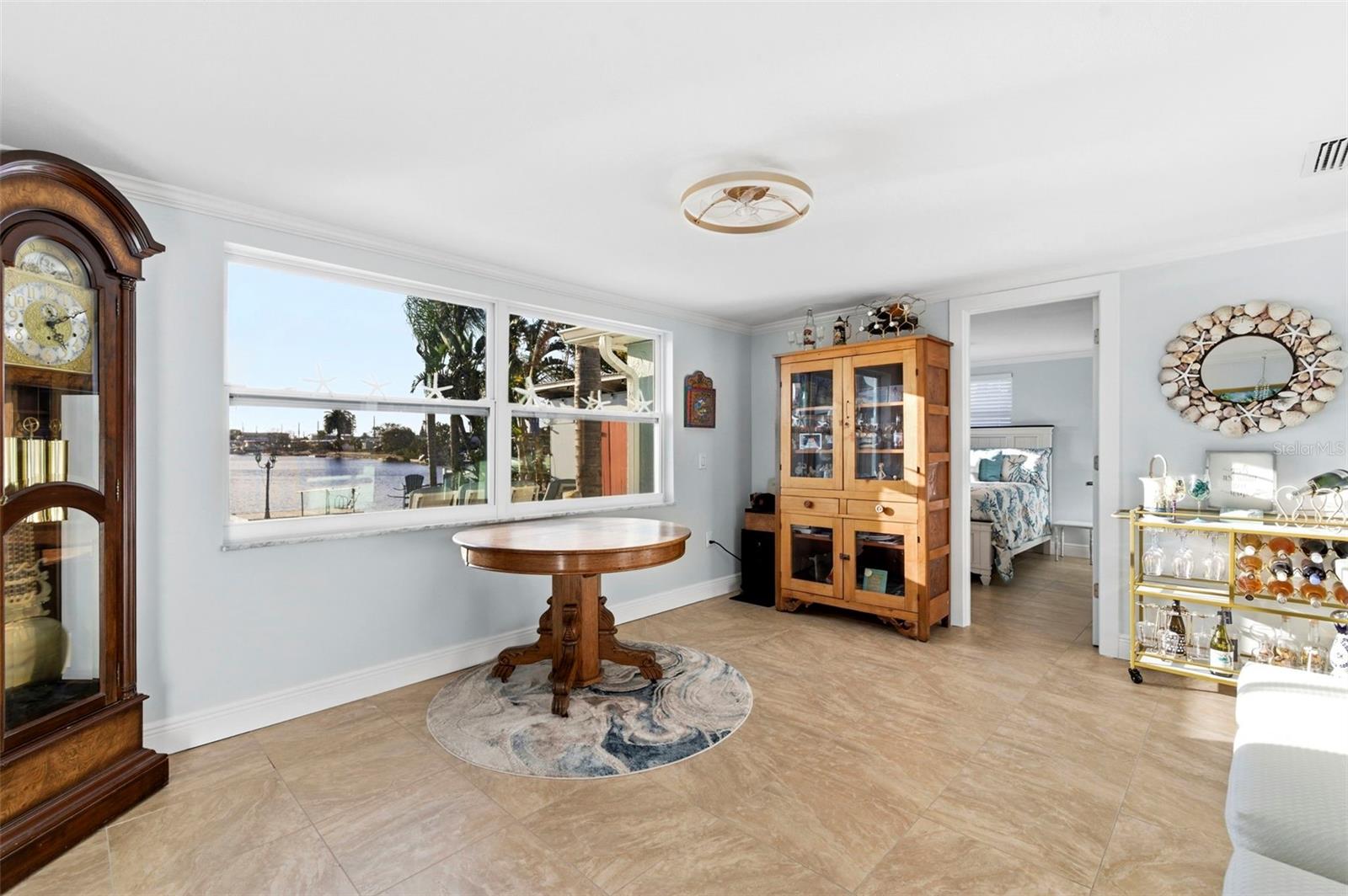 LEISURE BEACH - Residential