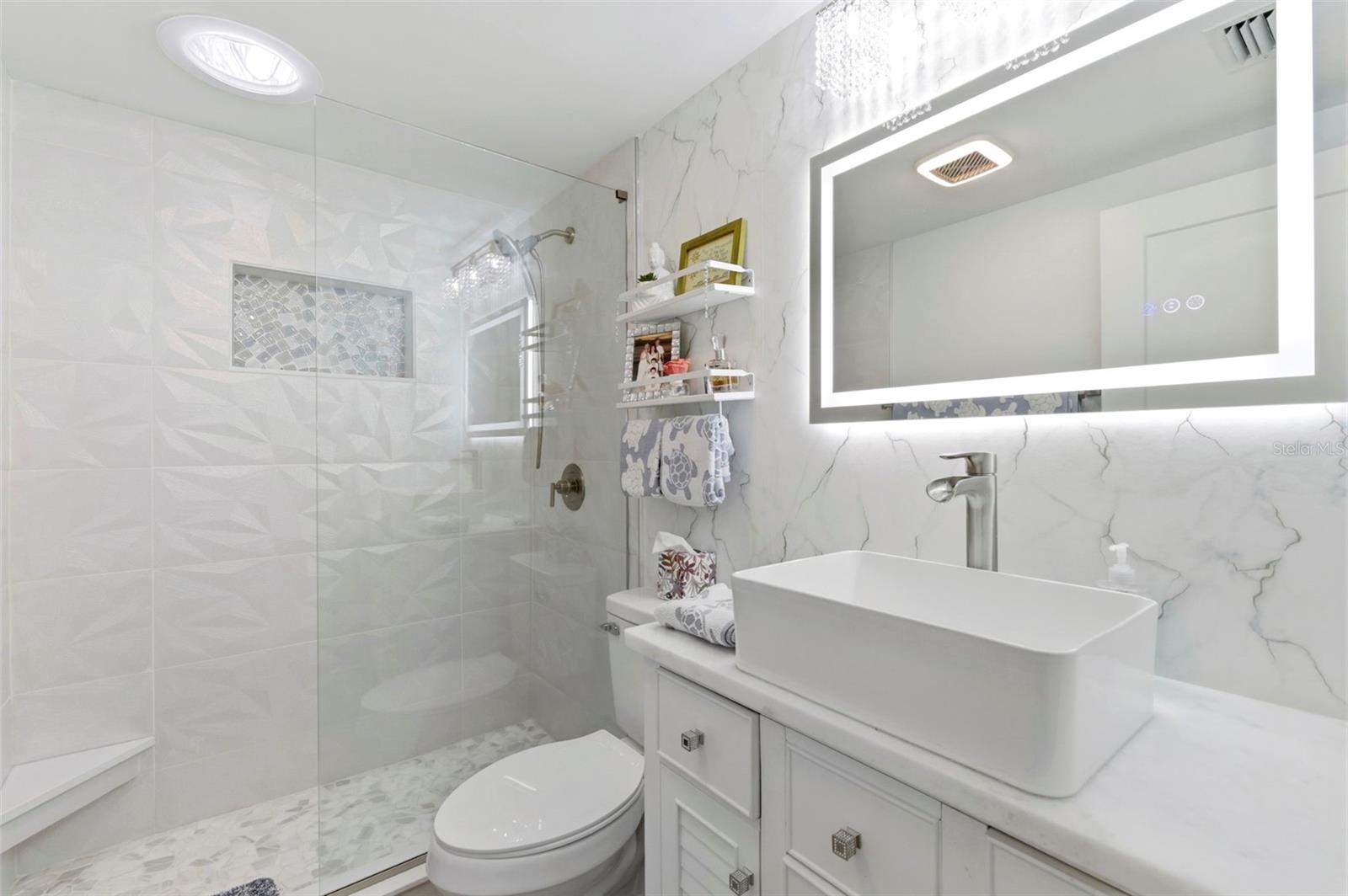 LEISURE BEACH - Residential