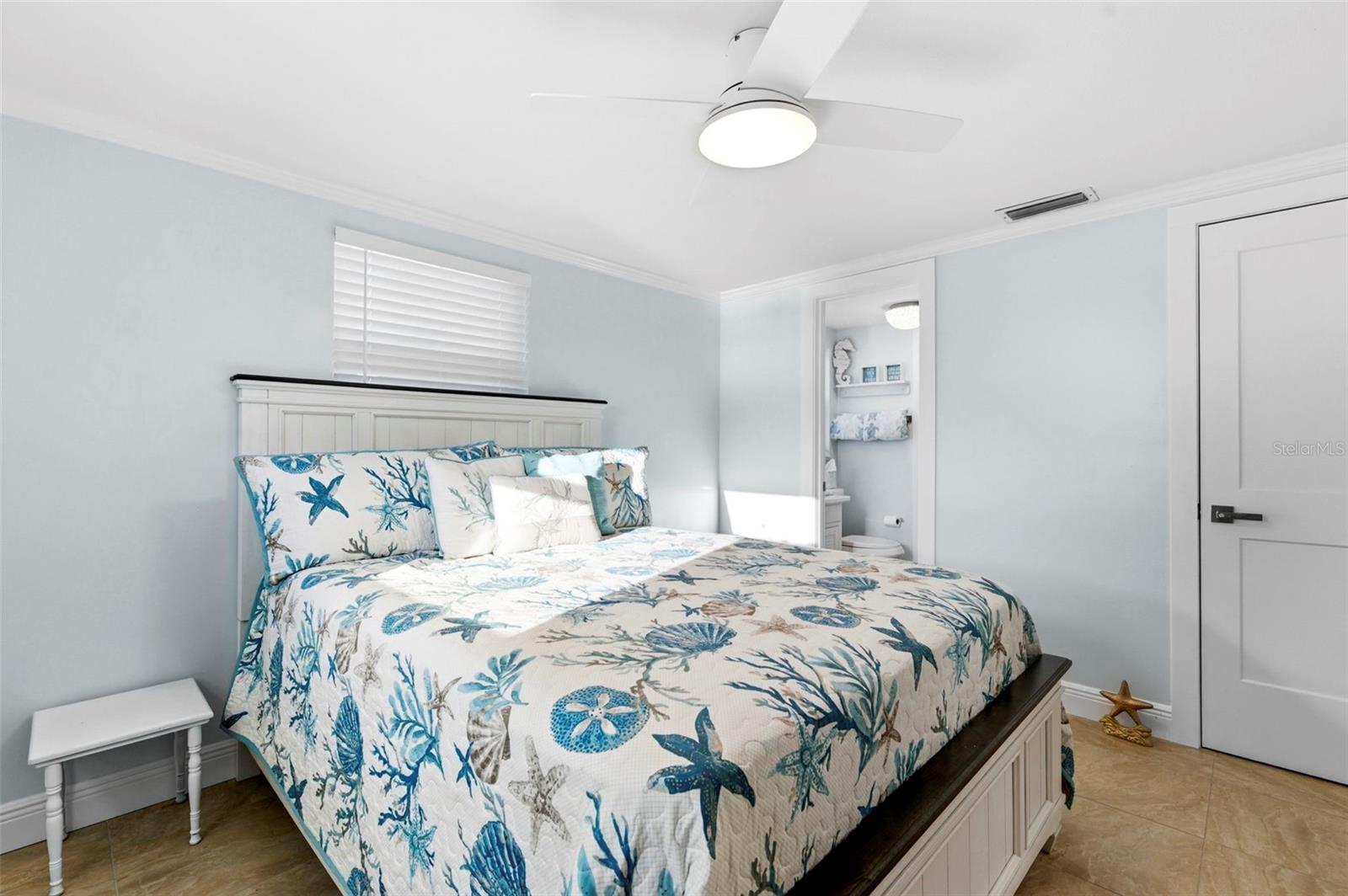 LEISURE BEACH - Residential