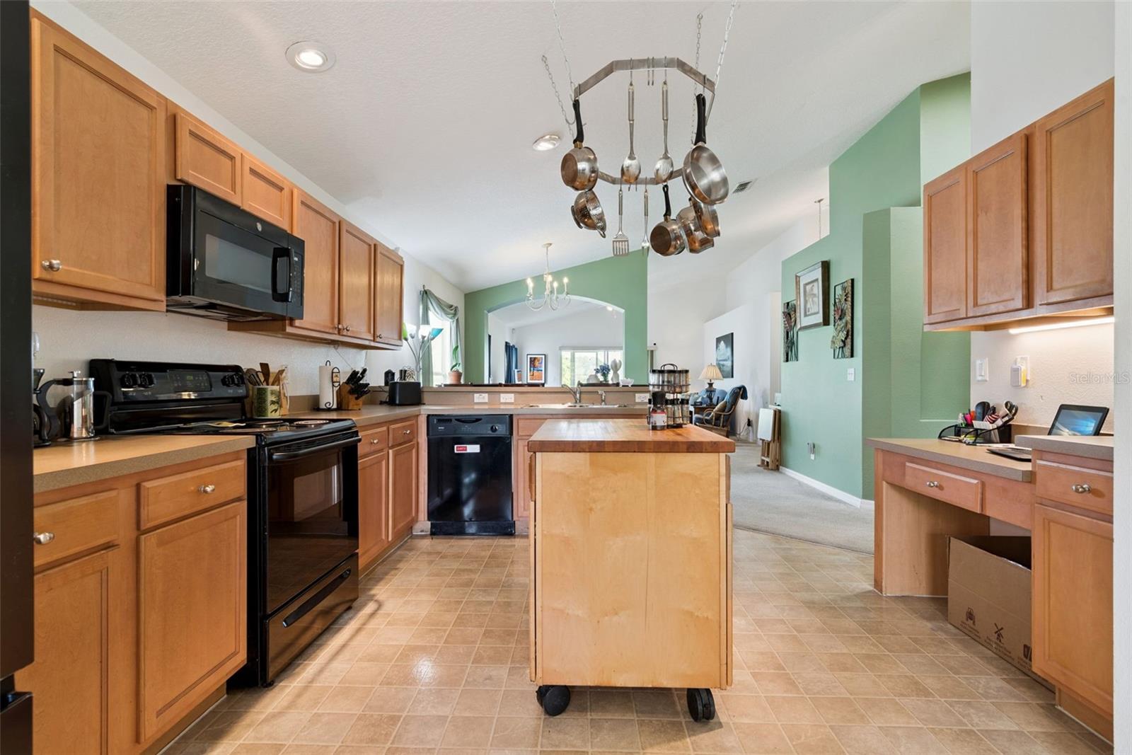 CHERRYRIDGE AT ESTATES AT CHERRY LAKE - Residential