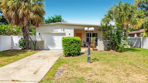 5833 DARTMOUTH AVE N, SAINT PETERSBURG, FL 33710 - Image 4dfcfd8b8b71b385a7dfce240daa0e63/1783227165