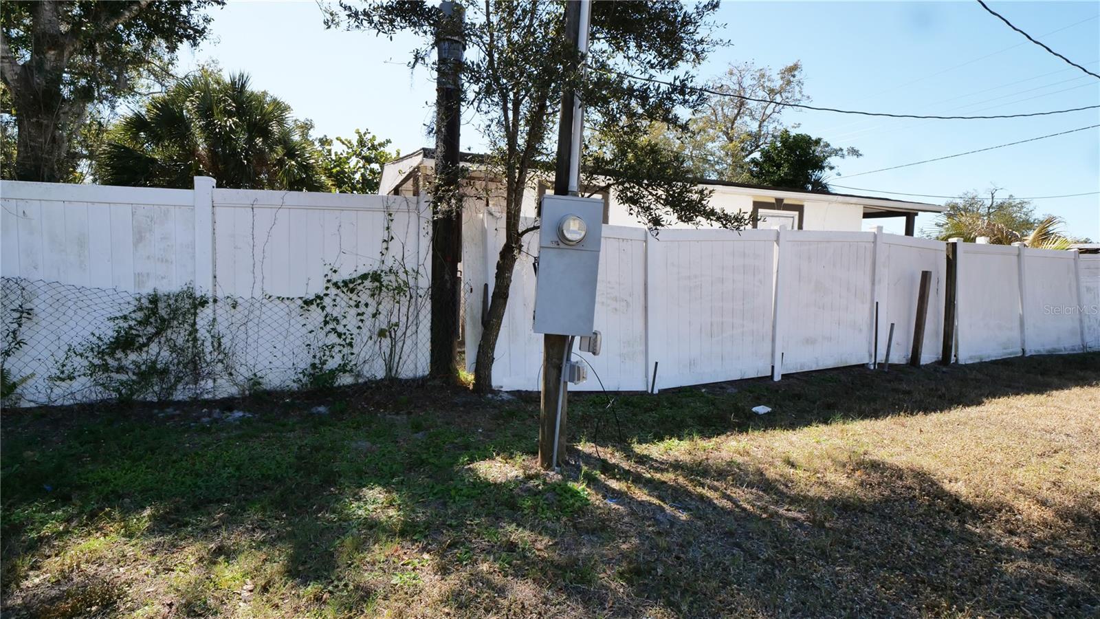 HOLLYWOOD GDNS - Land