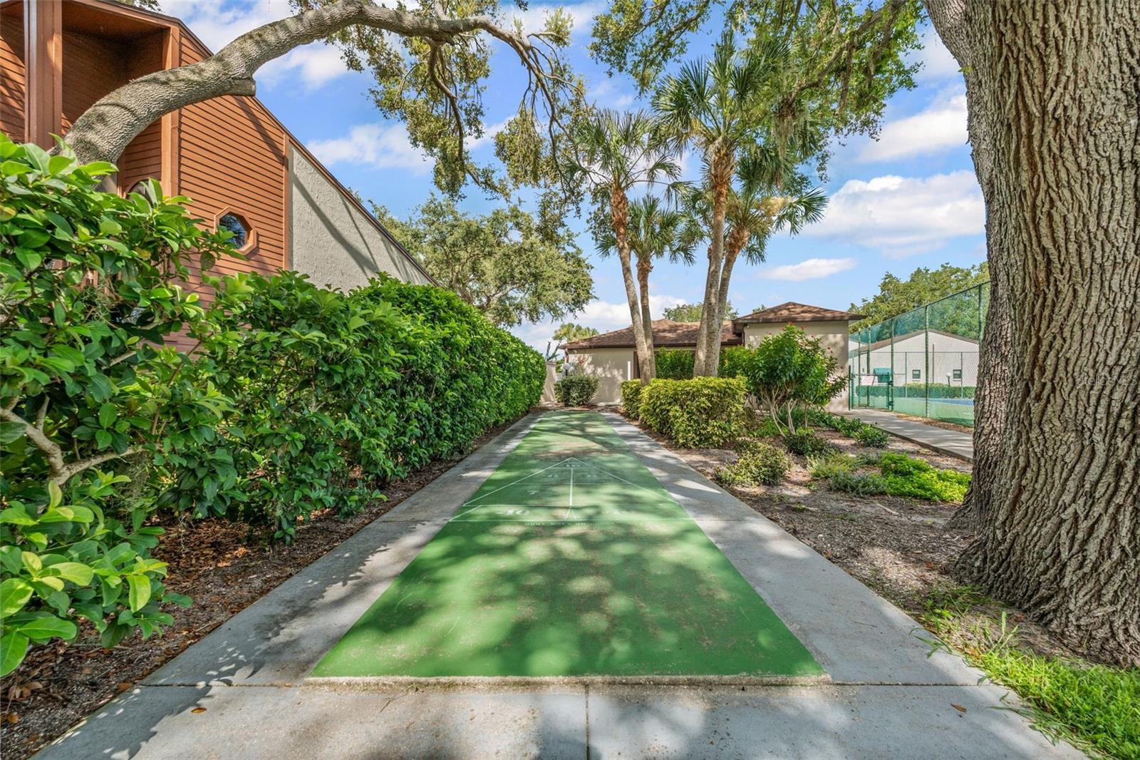 FORTY THREE WEST OAKS II - Residential