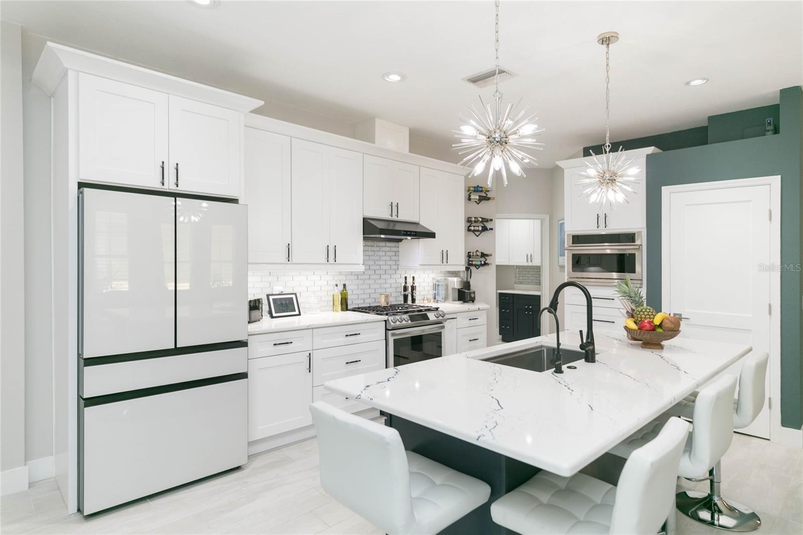 MIRABAY PRCL 7 PH 3 - Residential