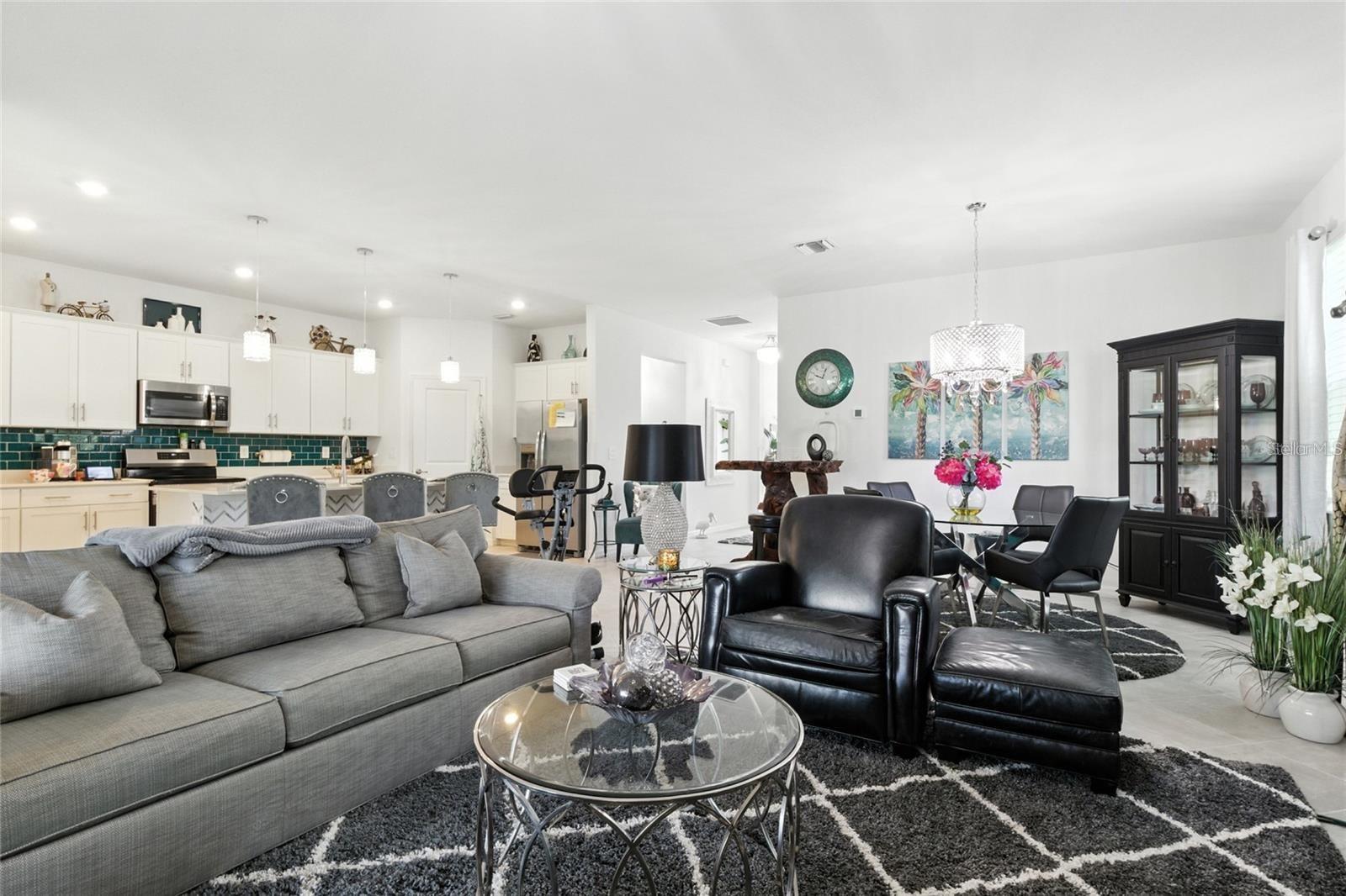 ANTIGUA/WELLEN PARK - Residential