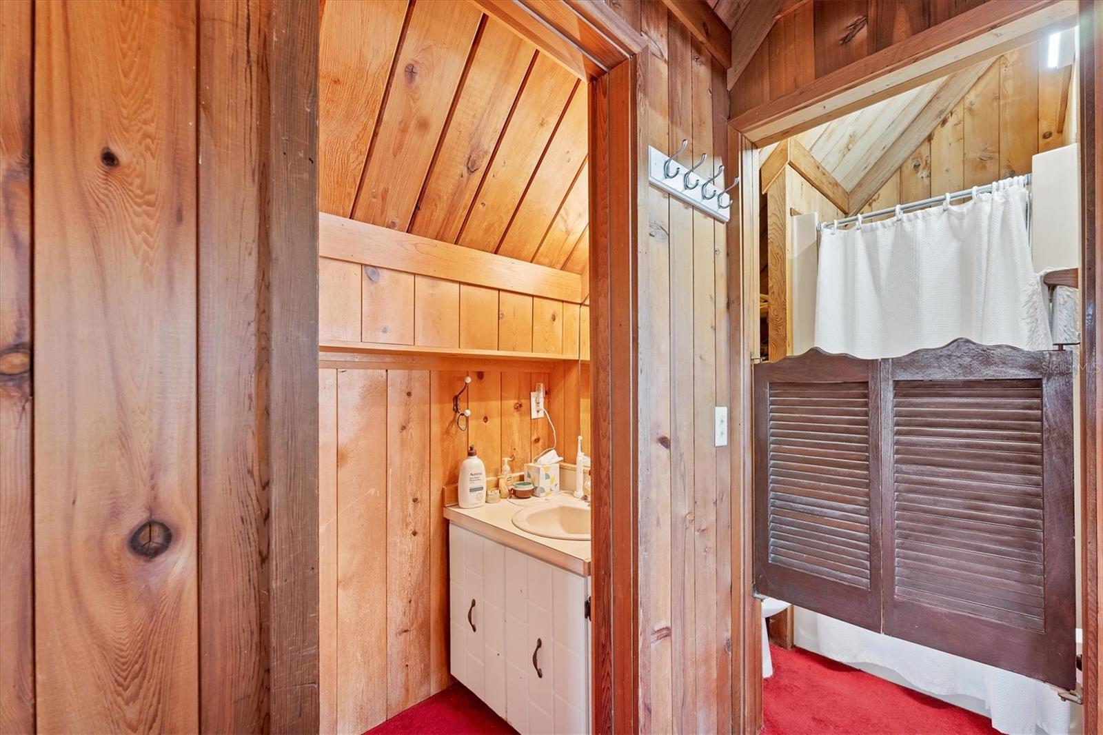 ENGLEWOOD VIEW - Residential