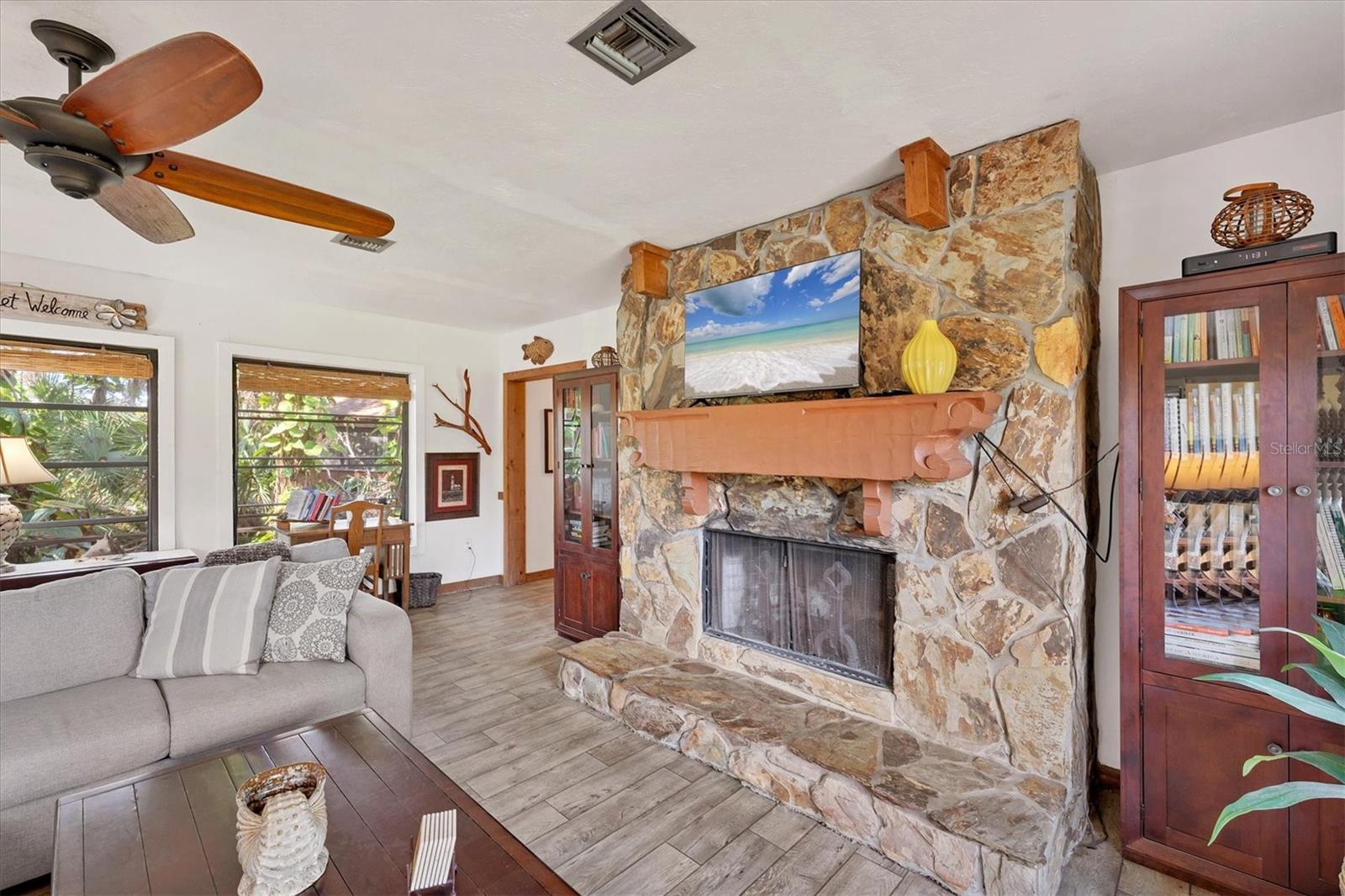 ENGLEWOOD VIEW - Residential