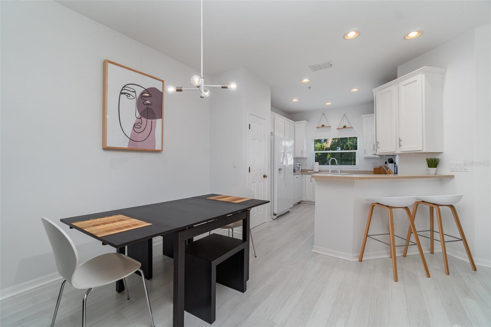 BRADFORD MANOR TWNHMS - Residential