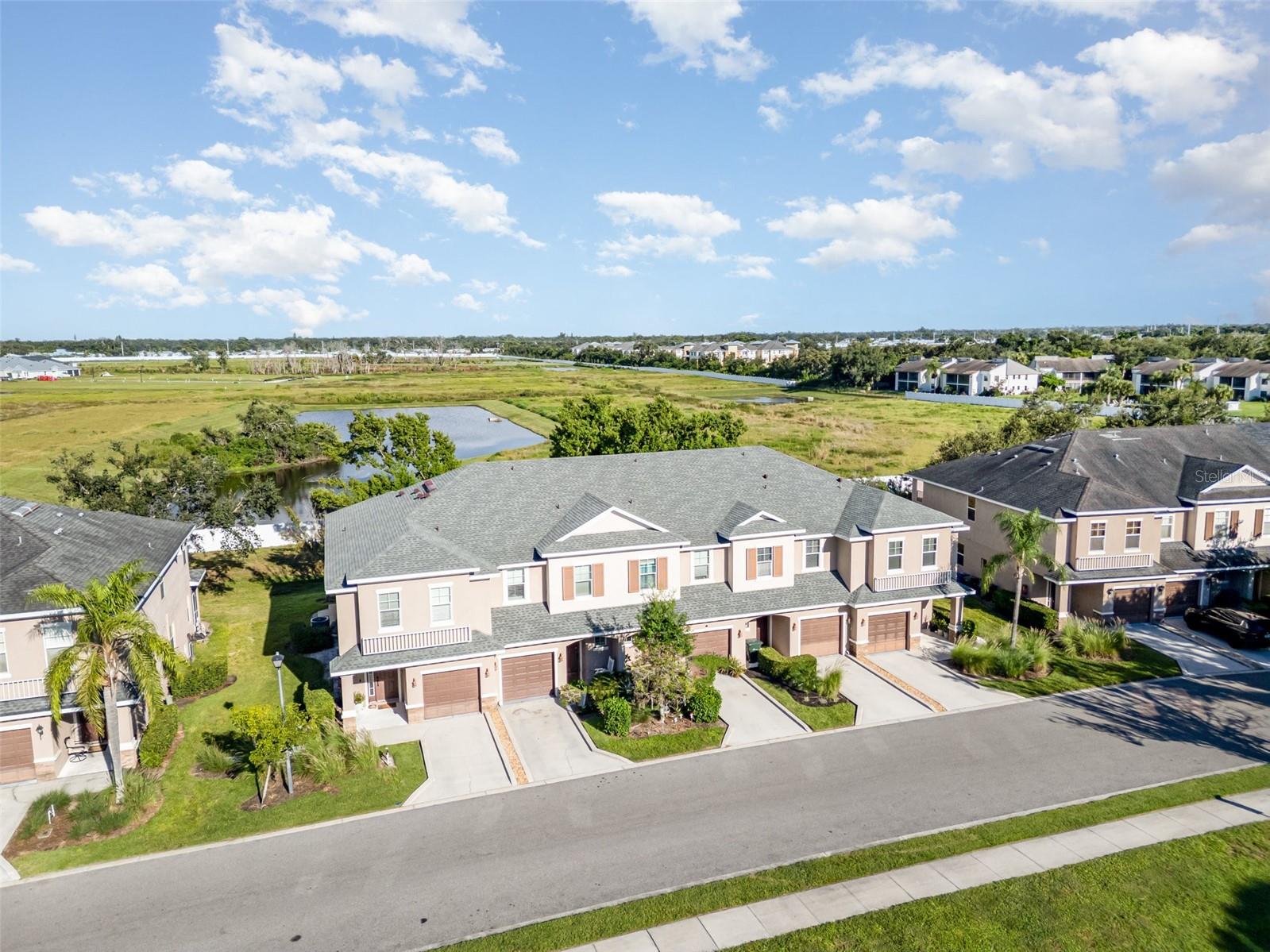 BRADFORD MANOR TWNHMS - Residential