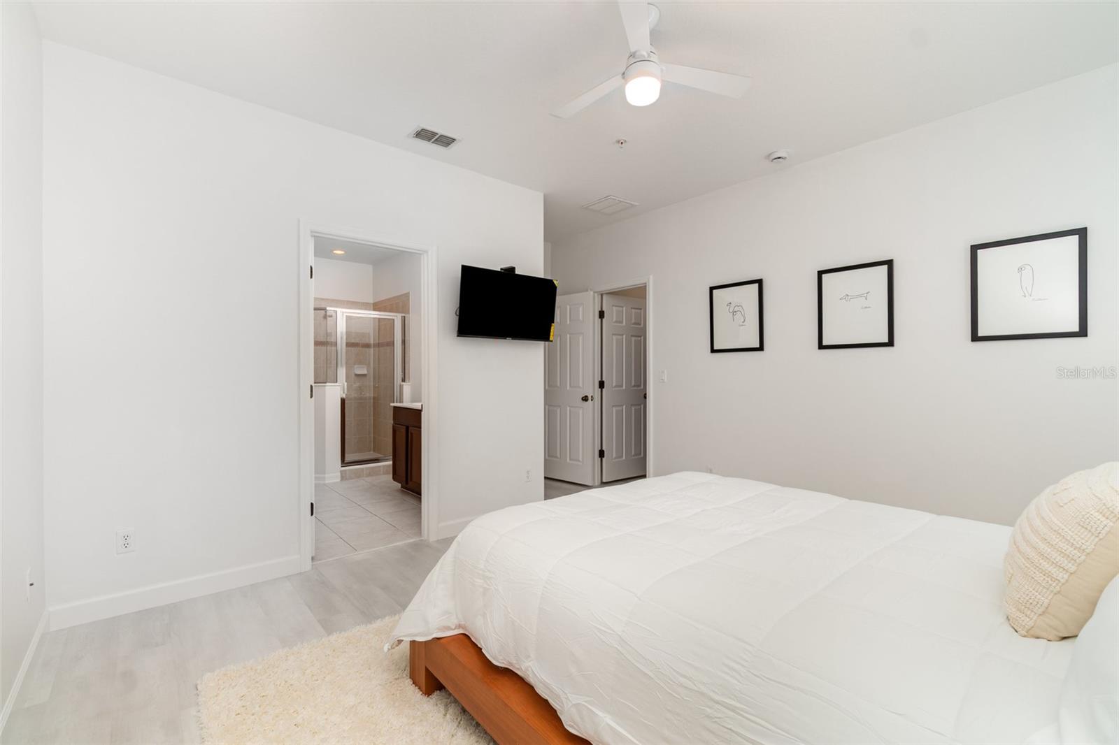 BRADFORD MANOR TWNHMS - Residential