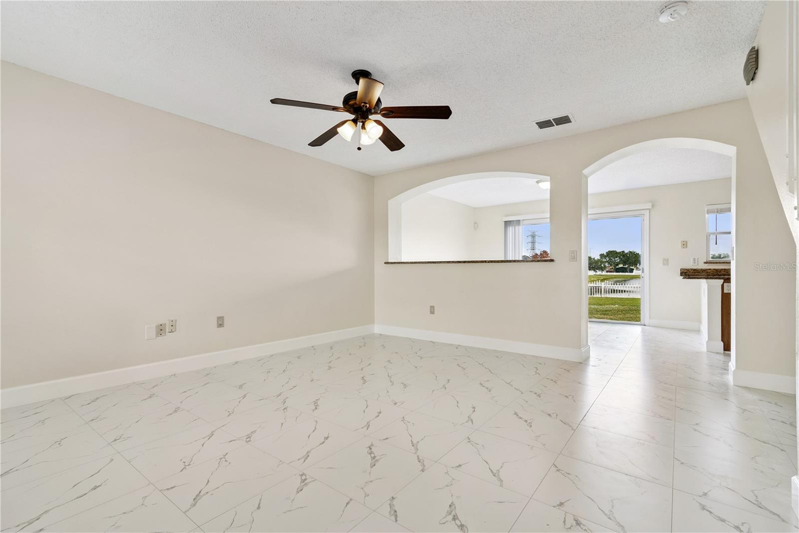 HEATHER GLEN AT MEADOW WOODS - Residential