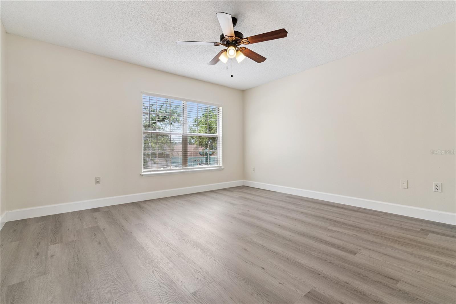 HEATHER GLEN AT MEADOW WOODS - Residential