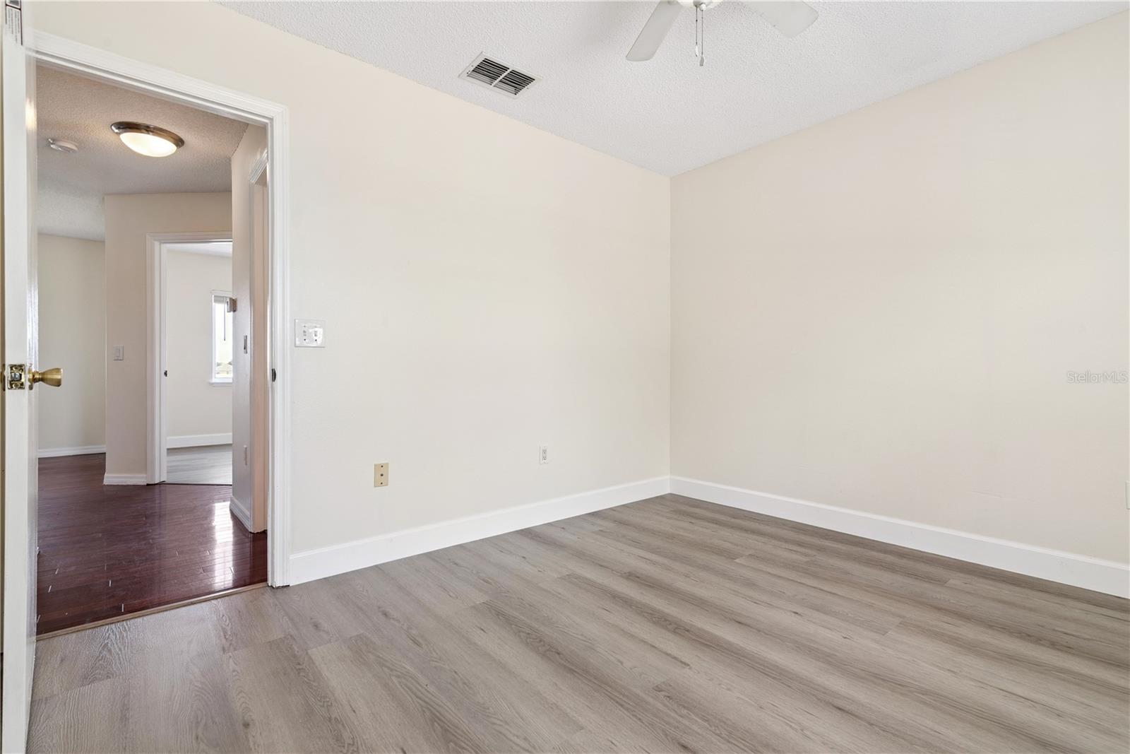 HEATHER GLEN AT MEADOW WOODS - Residential