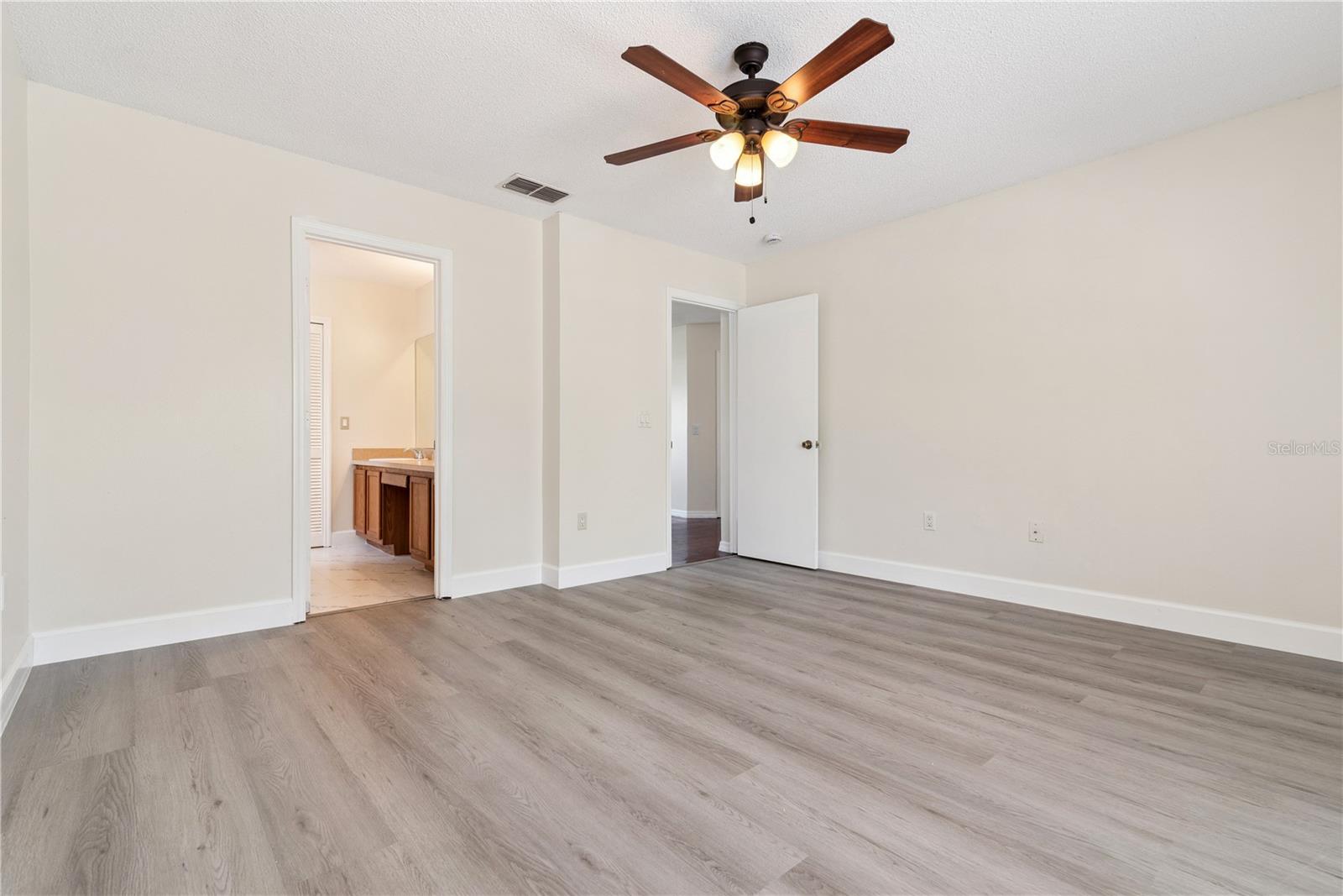 HEATHER GLEN AT MEADOW WOODS - Residential